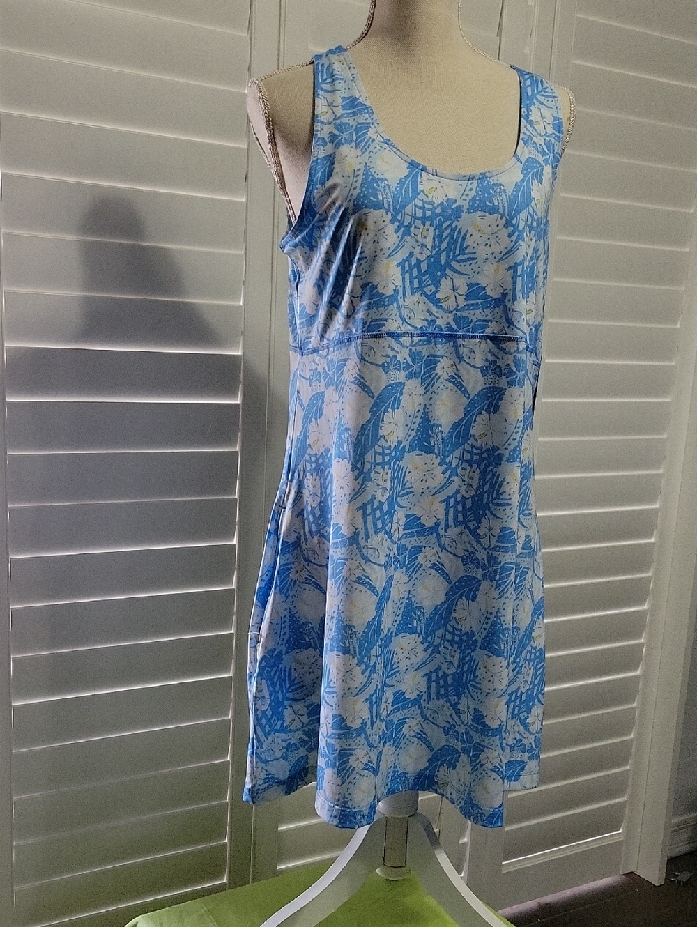 Light Blue Floral Sleeveless Day Dress